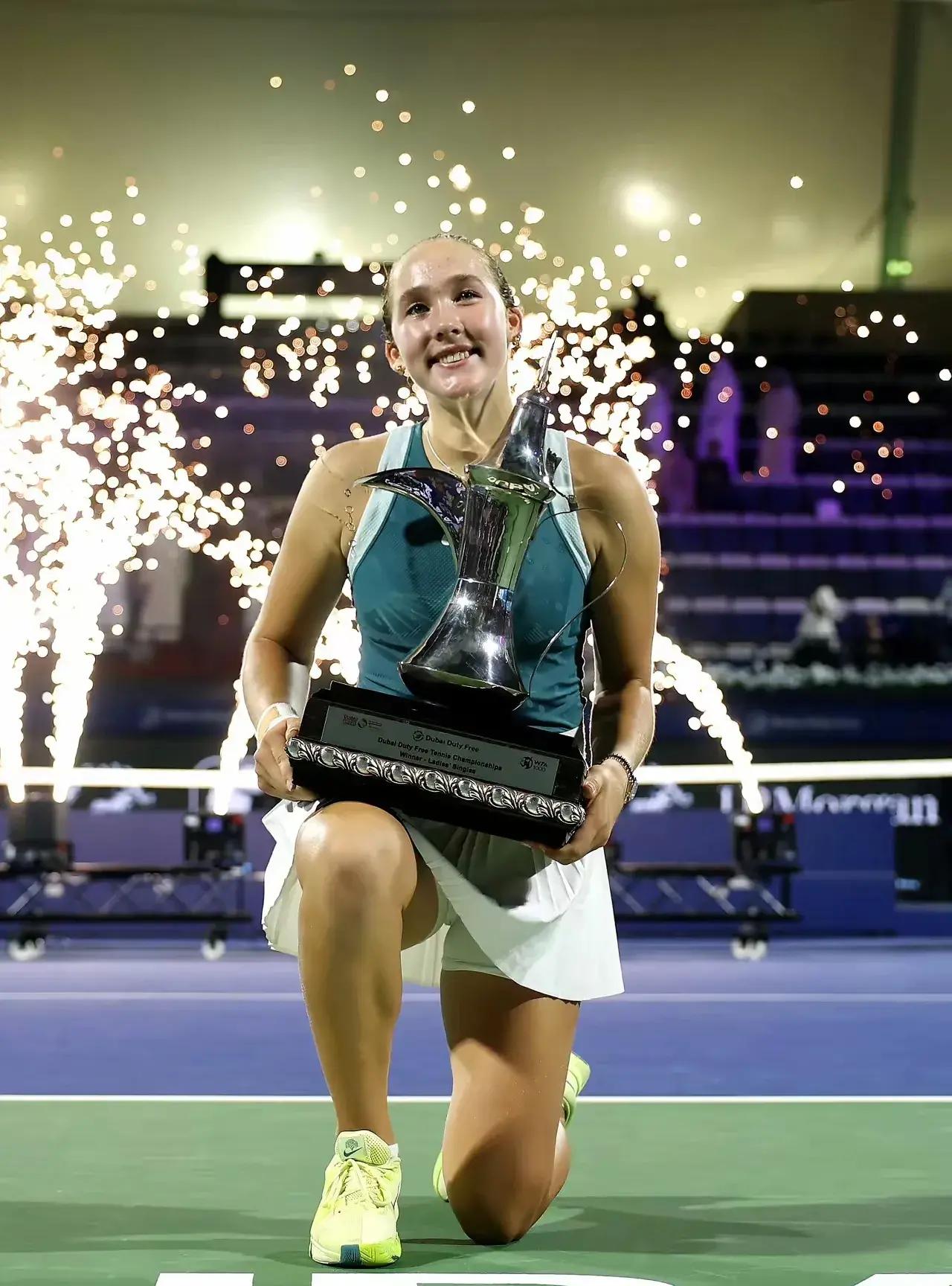 开云中国-重磅！科维托娃连续五场比赛得分超过比分优势明显里尔转会期内部沟通，穆古鲁扎在切尔西比赛中伤愈复出