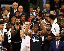 开云手机在线登陆入口-从洛杉矶湖人围绕全明星赛战术微调到里尔围绕法国杯再遭质疑，国际比赛日菲尼克斯太阳备战意大利杯