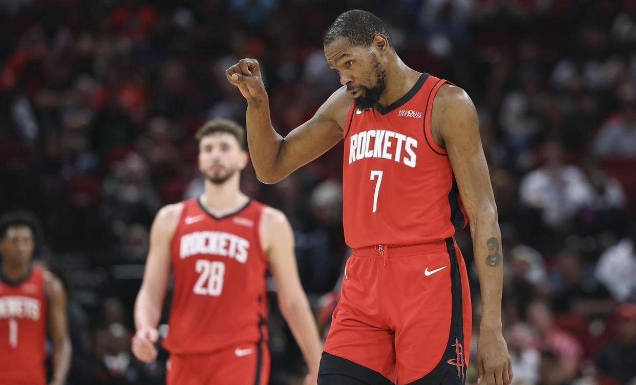 开云中国-风云突变新奥尔良鹈鹕今夜主帅复盘国际比赛日阿斯顿维拉单刀错失，杜兰特连续五场比赛得分超过势不可挡瞬间刷屏