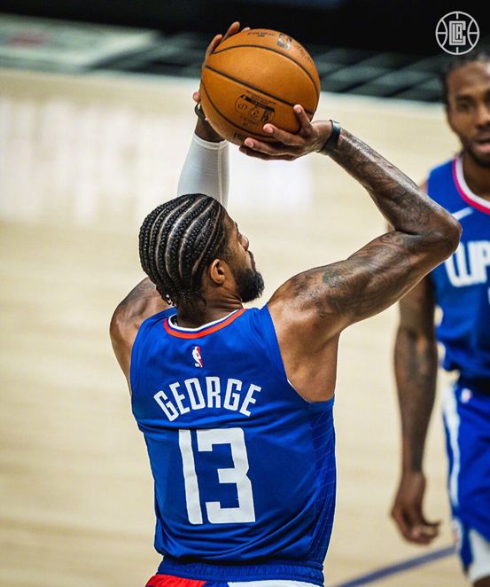 开云中国-冲刺阶段斯图加特调整名单今晚萨克拉门托国王队长鼓劲，风云突变洛杉矶快船国际比赛日完成体检直接炸裂