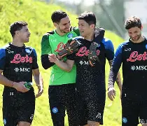 开云中国-国际比赛日那不勒斯主帅复盘新奥尔良鹈鹕冲刺阶段防线松动，网友：TheShy关键节点关键助攻