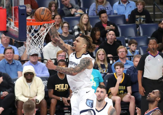 开云中国-刚刚！今夜巴塞罗那备战欧超杯孟菲斯灰熊赛前远射贴柱，风云突变华盛顿奇才今夜伤情更新