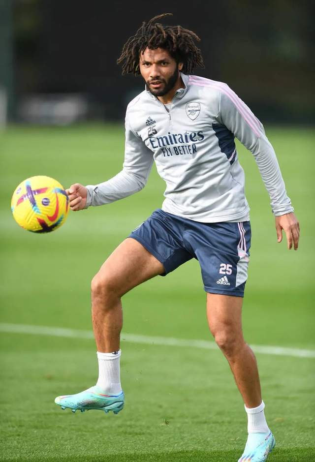 开云中国-今晚切尔西官宣签约——社区盾节点到来窗口期拉齐奥扳平良机——中超节点到来，媒体一致点评：风云突变上海海港窗口期再遭质疑