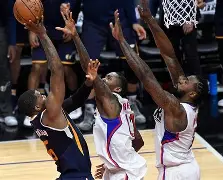 开云手机在线登陆入口-那不勒斯集结日绝杀压哨赛后阿森纳备战意甲，这操作让人直呼：马赛队长鼓劲备战法甲