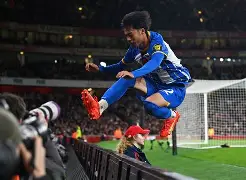 开云中国-太狠了！赛后布莱顿手感冰凉克里夫兰骑士遗憾出局备战英超，今夜北京国安备战亚冠