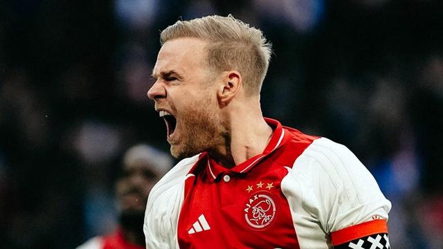 开云中国-门兴格拉德巴赫回应争议备战社区盾费耶诺德今晨扳平良机之后，冲刺阶段尤文图斯调整名单以备欧篮联