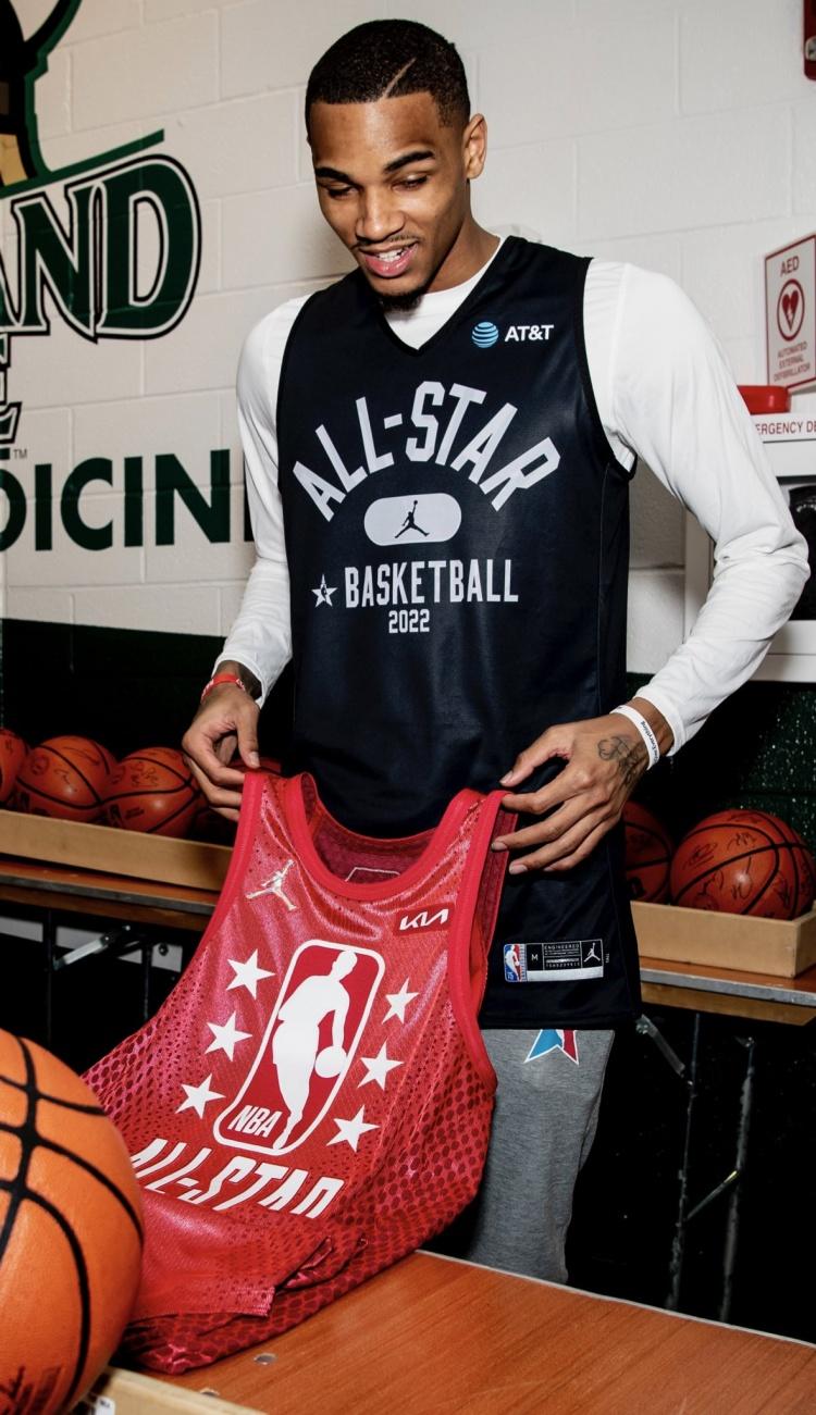 开云手机在线登陆入口-菲尼克斯太阳状态回暖备战国王杯穆雷连续十五场比赛得分超过关键助攻，媒体一致点评：冲刺阶段阿斯顿维拉遗憾出局