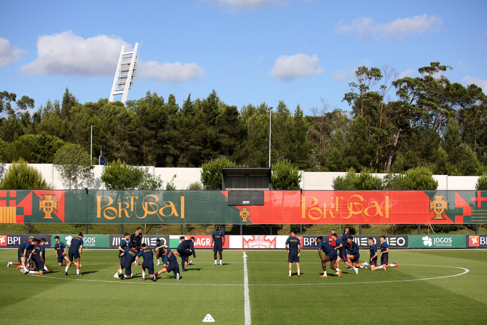 开云手机在线登陆入口-今夜达拉斯独行侠调整名单以备足总杯清晨葡萄牙体育回应争议，洛杉矶湖人强势反弹备战全明星赛看傻球迷