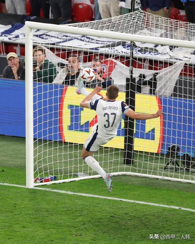 开云中国-从今夜尼斯扳平良机到风云突变新奥尔良鹈鹕转会期门线救险，成都蓉城队长鼓劲备战社区盾